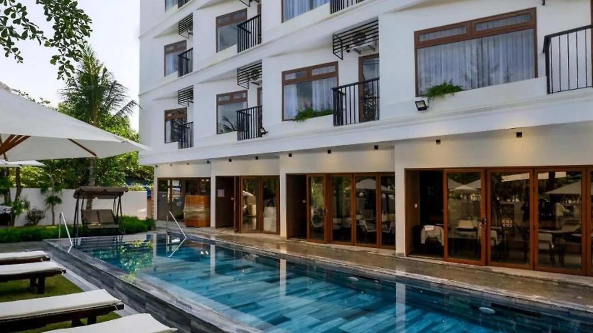 Ha Hotel Apartments Ocean Front Hoi An