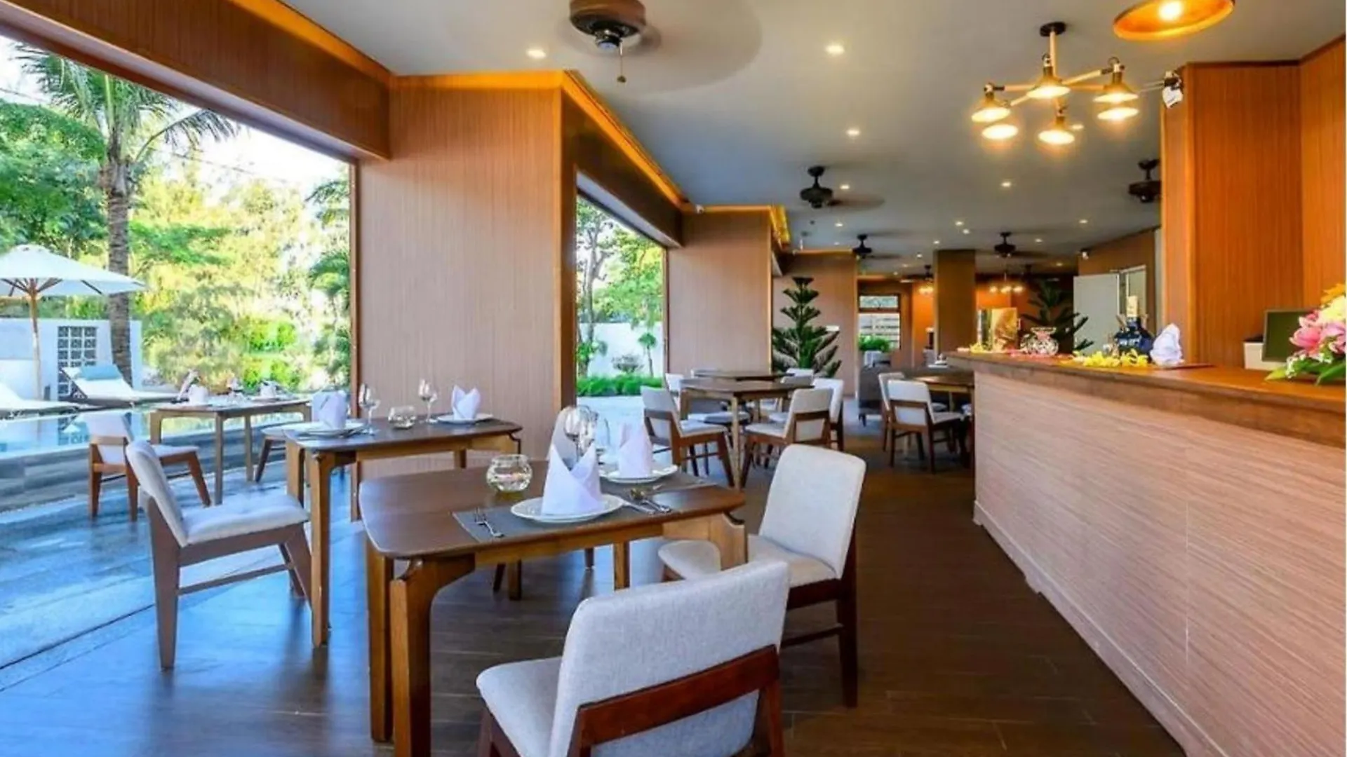 Ha Hotel Apartments Ocean Front Hoi An