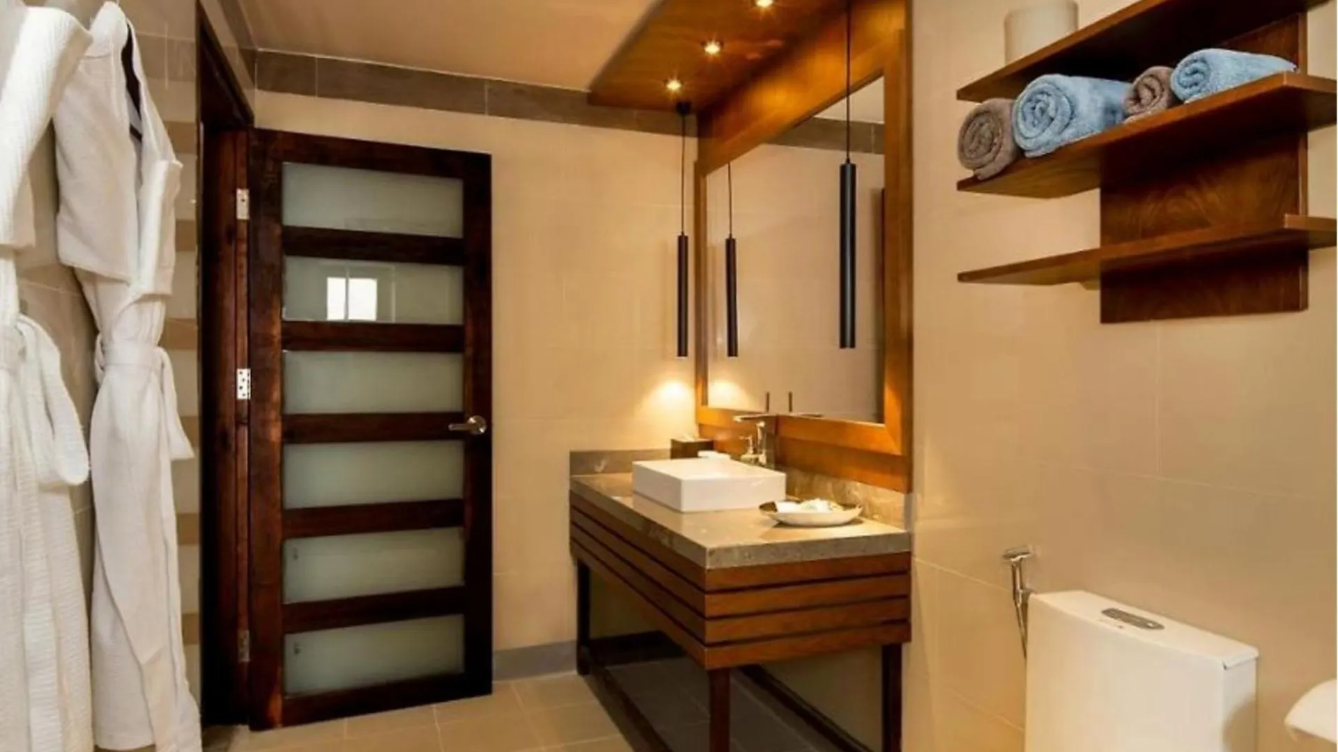 Ha Hotel Apartments Ocean Front Hoi An Wietnam