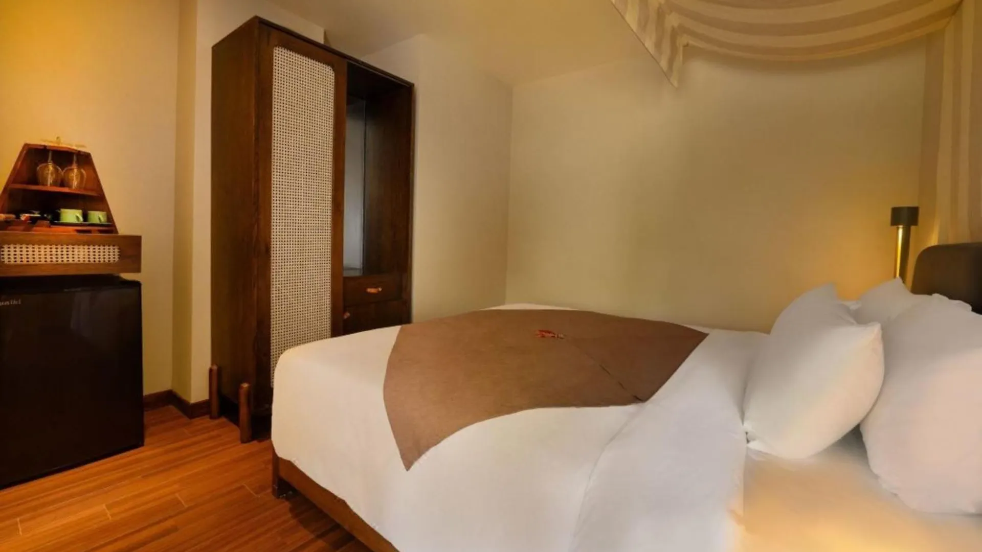 Ha Hotel Apartments Ocean Front Hoi An