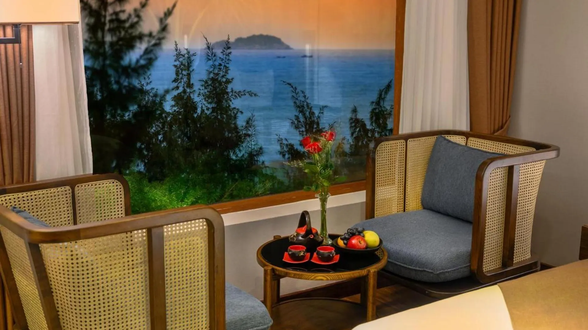 Ha Hotel Apartments Ocean Front Hoi An
